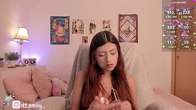 emily uwu0 online show from 04/01/26, 01:39