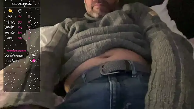 Hotdaddy4u136 online show from 11/01/25, 03:58