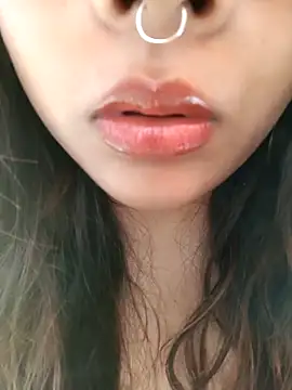 Hott Muskan online show from 11/20/25, 08:47