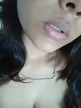Hott Muskan online show from 07/19/26, 10:52