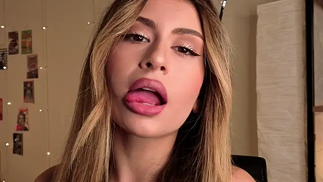 GeorginaHarn online show from 10/16/25, 08:37