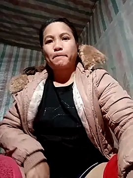 Love-Mama33 online show from 11/24/25, 11:43