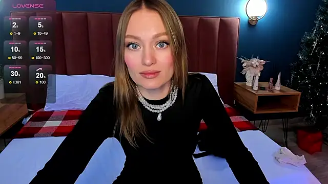 EvelynPoole online show from 12/22/25, 03:36