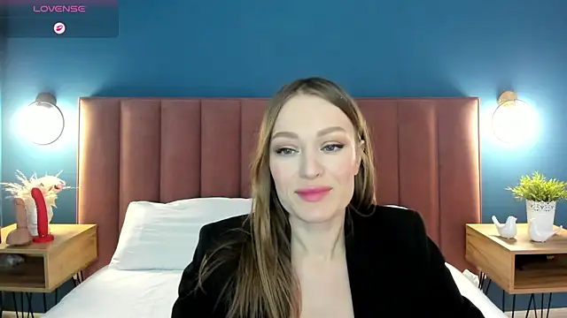 EvelynPoole online show from 04/16/26, 01:39