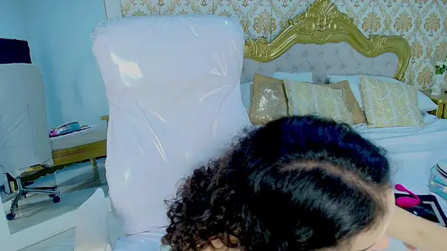 JessB  online show from 10/16/25, 08:10