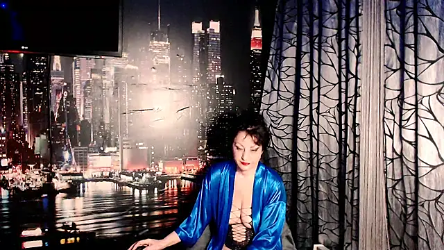 AMOURSWEET2025 online show from 11/12/25, 01:33