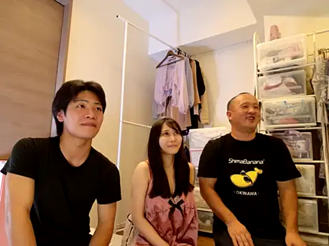 Snapshot of kokezaru9 chatting on 10/05/25, 12:25 kokezaru9 online show from 10/05/25, 12:25