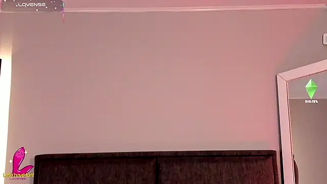 Emma  clark  online show from 11/13/25, 12:37