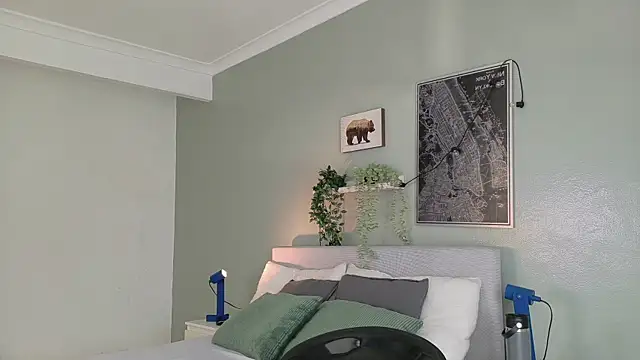 Nickifox   online show from 10/11/25, 07:34