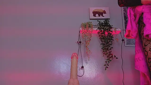 Nickifox   online show from 01/15/26, 08:45