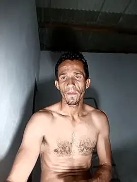 Snapshot of ninfourso chatting on 10/05/25, 11:24 ninfourso online show from 10/05/25, 11:24