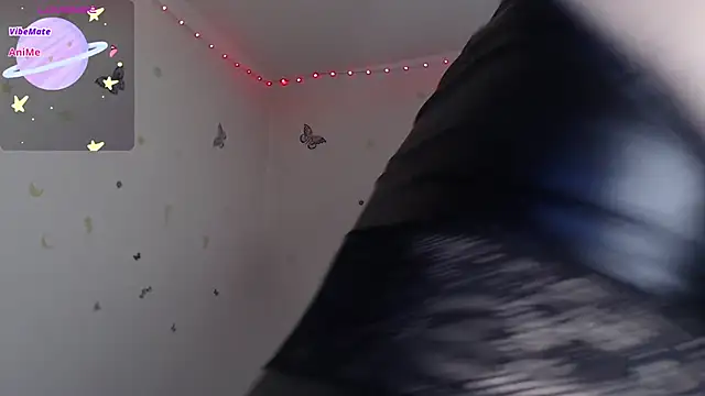 evangeline lover online show from 10/10/25, 12:04