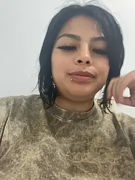 Lili milk20 online show from 04/17/26, 07:06