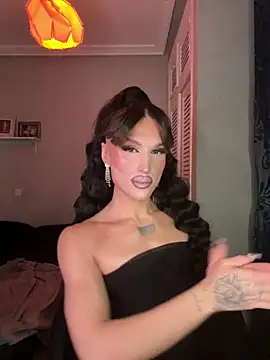 Snapshot of lacattiva chatting on 09/11/25, 07:58 lacattiva online show from 09/11/25, 07:58