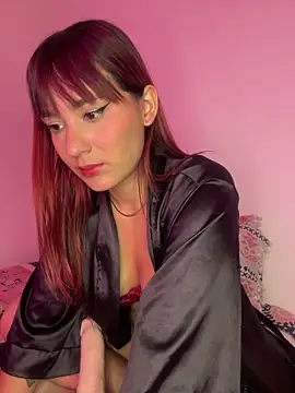 Snapshot of Zara_Bel chatting on 09/24/25, 06:00 Zara Bel online show from 09/24/25, 06:00