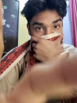 Snapshot of Drakyguy chatting on 11/25/25, 04:45 Drakyguy online show from 11/25/25, 04:45