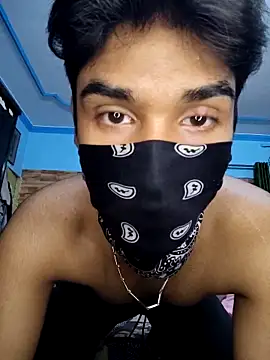 Snapshot of Drakyguy chatting on 11/26/25, 02:07 Drakyguy online show from 11/26/25, 02:07