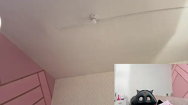 Eva mermaid online show from 03/31/26, 02:17