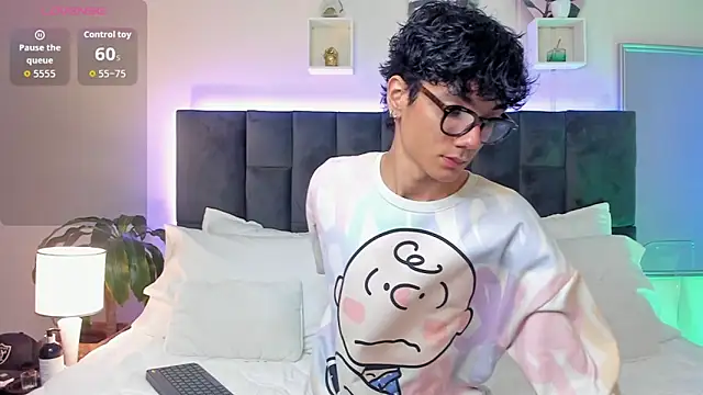 Phillicious   online show from 10/04/25, 09:35