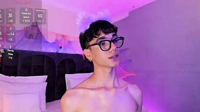 Phillicious   online show from 10/31/25, 10:00