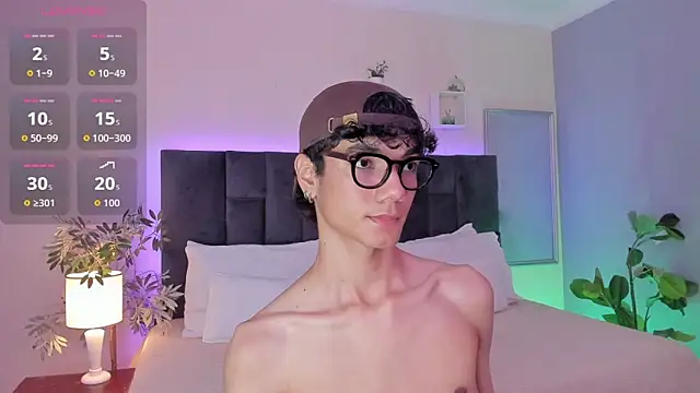 Phillicious   online show from 12/19/25, 11:23