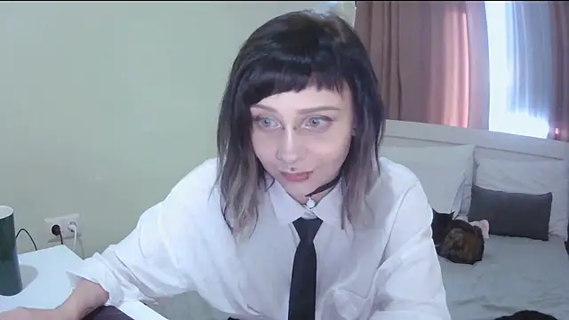 SineKiraReal online show from 09/17/25, 10:06