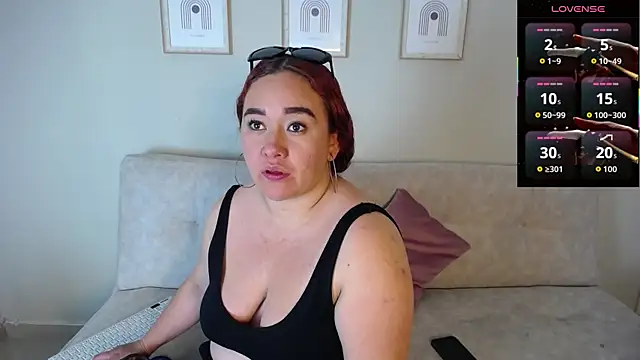 Paris boobsbbw online show from 09/28/25, 10:37