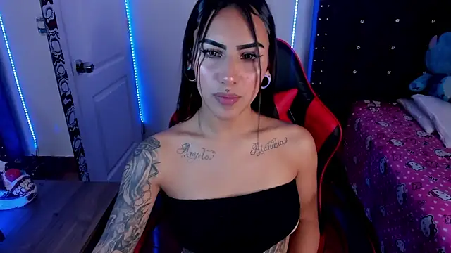 Samanthademonx20  online show from 04/07/26, 07:09