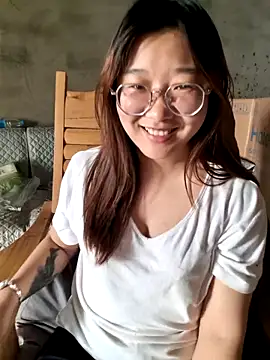 sisi-maiden online show from 03/12/26, 07:58