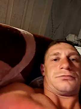 Snapshot of Dawidwi493_ chatting on 10/02/25, 11:56 Dawidwi493  online show from 10/02/25, 11:56