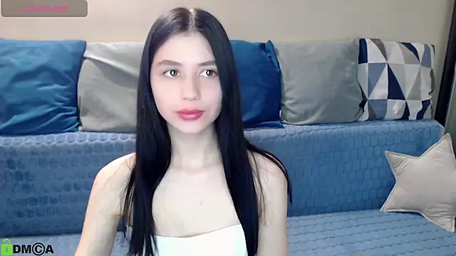 Snapshot of SelinLi chatting on 04/09/26, 08:31 SelinLi online show from 04/09/26, 08:31