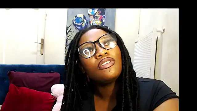 CurvyCocoxxx online show from 04/28/26, 06:13