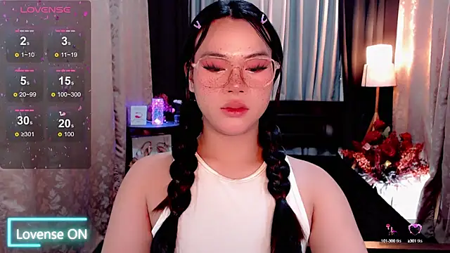 Snapshot of IamRaeganDolls69 chatting on 09/15/25, 12:21 IamRaeganDolls69 online show from 09/15/25, 12:21