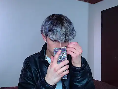 john vichenso online show from 11/05/25, 09:04