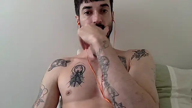 Fubinha online show from 09/17/25, 01:02