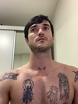 Fubinha online show from 10/18/25, 12:13