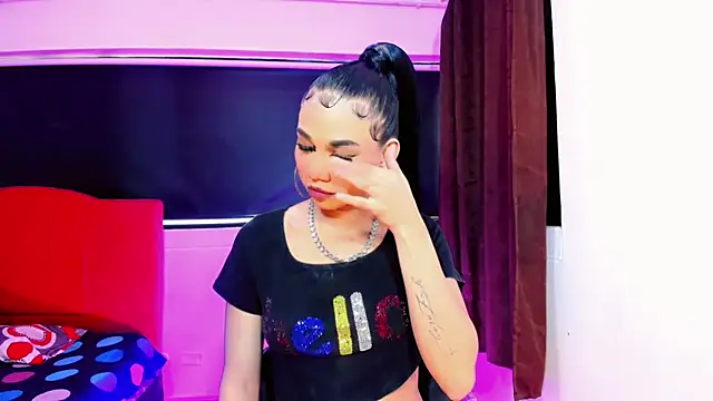 Britany montiel online show from 04/15/26, 07:58