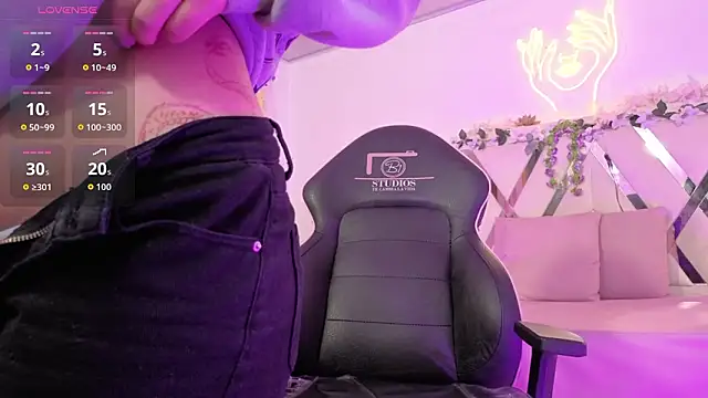 ZURY TAY online show from 03/11/26, 11:49