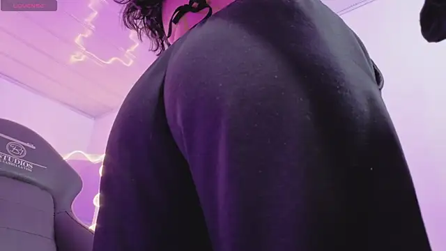 ZURY TAY online show from 03/31/26, 11:43