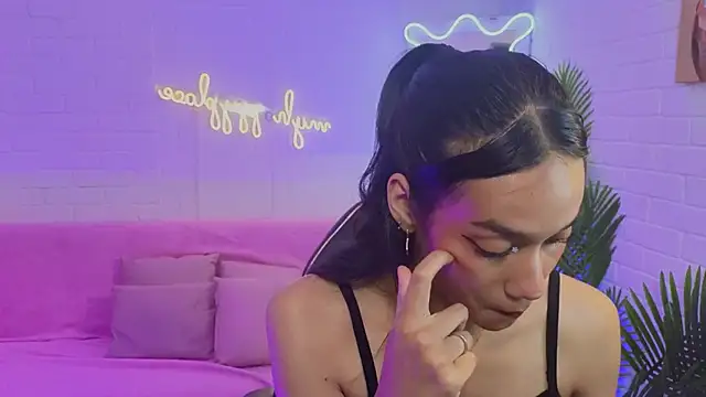 artemiss tay online show from 09/10/25, 07:14