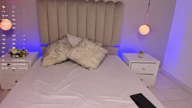 Dani rosse  online show from 09/30/25, 12:43