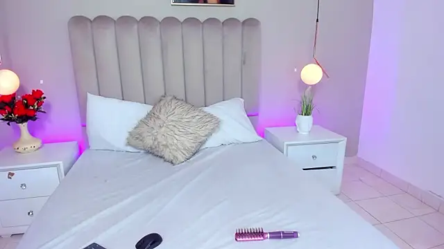 Dani rosse  online show from 04/17/26, 12:41