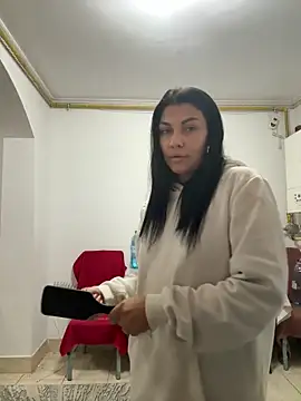 MiaKiittyy online show from 09/09/25, 09:47