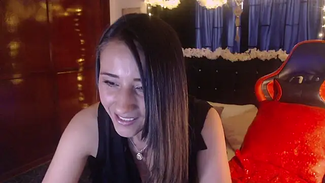 Snapshot of Sofia-mel chatting on 10/10/25, 08:52 Sofia-mel online show from 10/10/25, 08:52