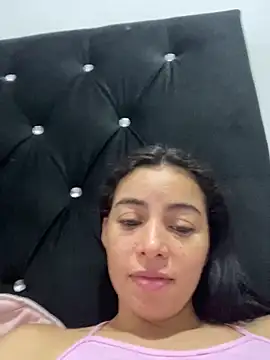 Snapshot of clhoe_s69 chatting on 09/22/25, 02:08 clhoe s69 online show from 09/22/25, 02:08