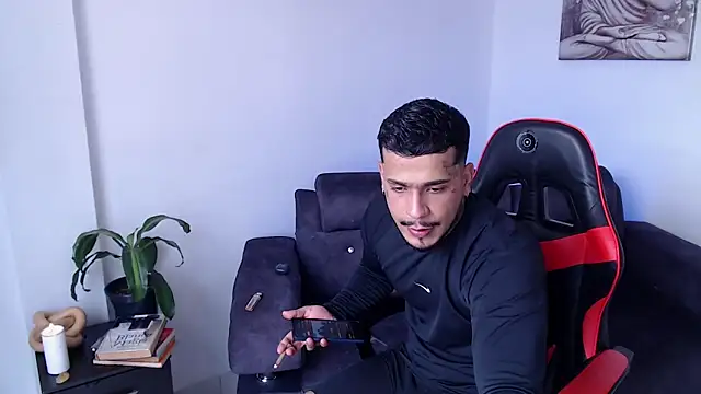 DeimonOficial online show from 04/17/26, 08:12