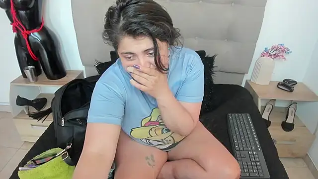 TifanyAmazinng online show from 09/08/25, 03:22