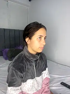 dalianataba online show from 10/21/25, 03:57