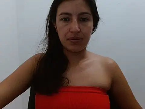 Snapshot of SarahFriendly chatting on 05/28/26, 04:10 SarahFriendly online show from 05/28/26, 04:10