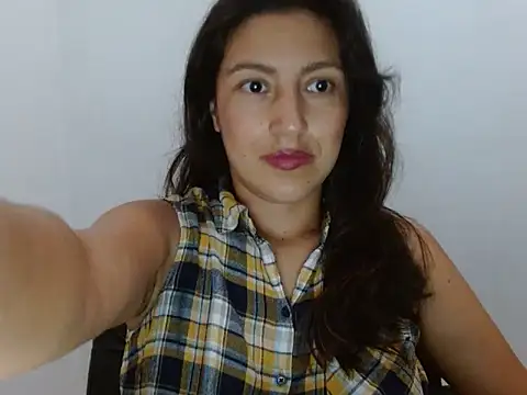 Snapshot of SarahFriendly chatting on 05/30/26, 02:41 SarahFriendly online show from 05/30/26, 02:41